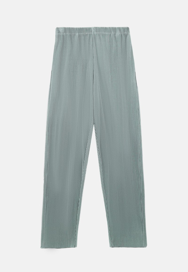 UNISEX Media 1