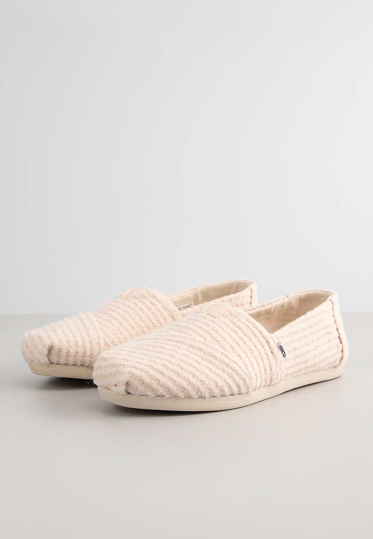 TOMS ALPARGATA
