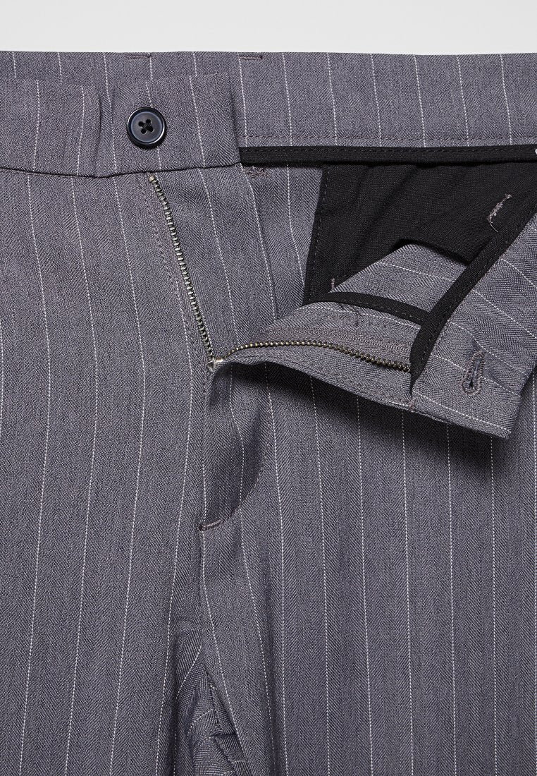 RELAXED FIT Media 4