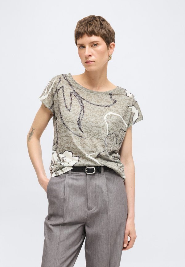 TOM TAILOR BURN OUT WITH ARTWORK - Print T-shirt - silver-coloured olive