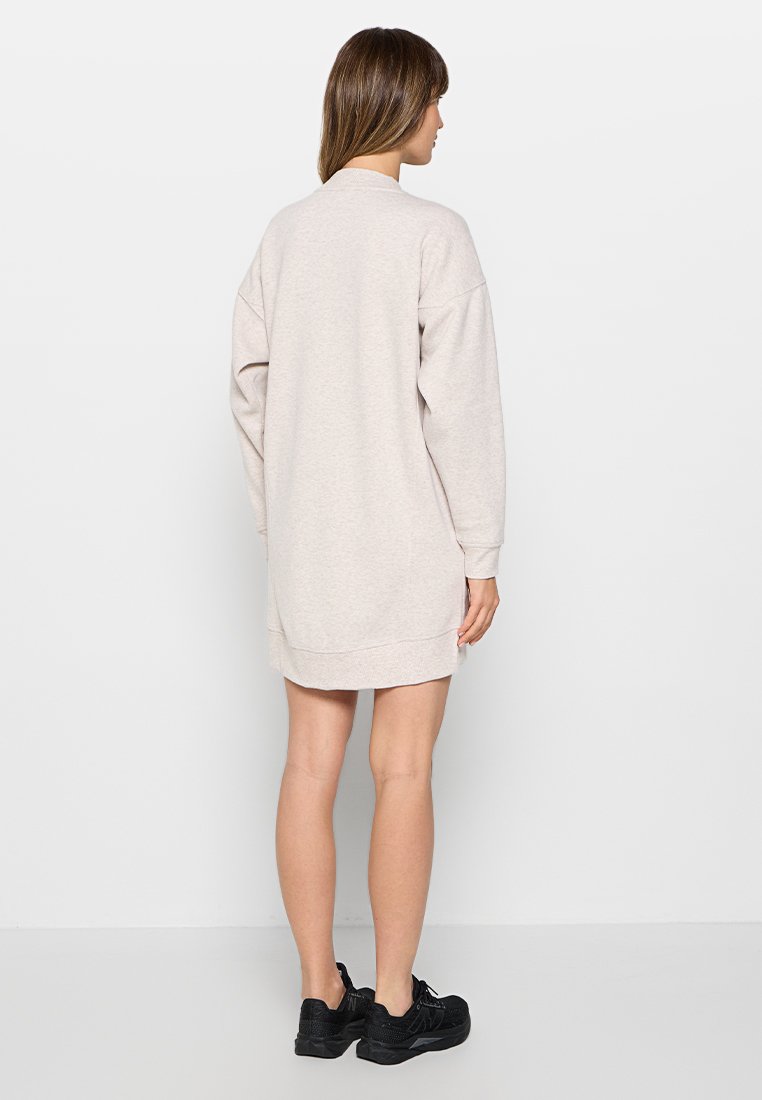 DKNY Sport