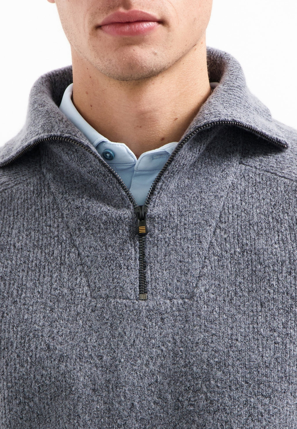 WING COLLAR  Media 7