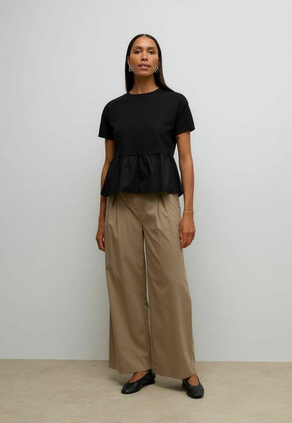 Vero Moda Peplum AWROSEMARY - Basic T-shirt - black