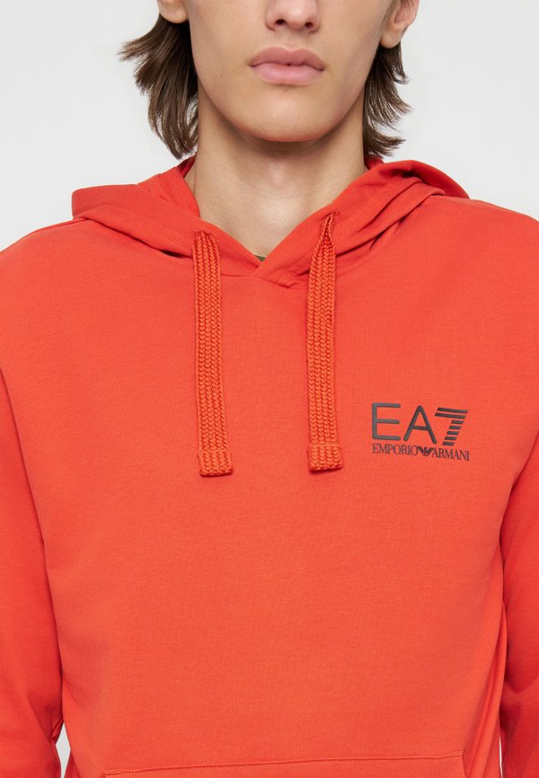 EA7 Emporio Armani