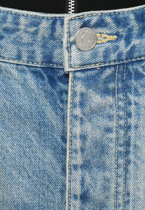 Armani Exchange