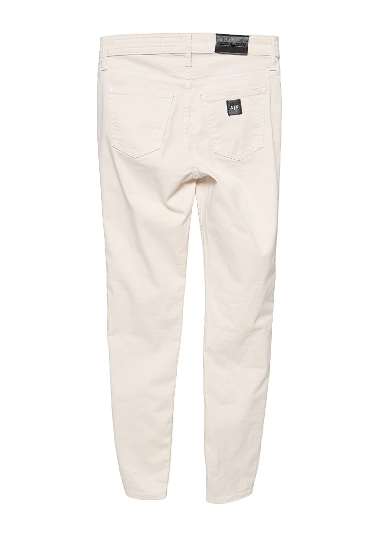 SKINNY FIT Media 2