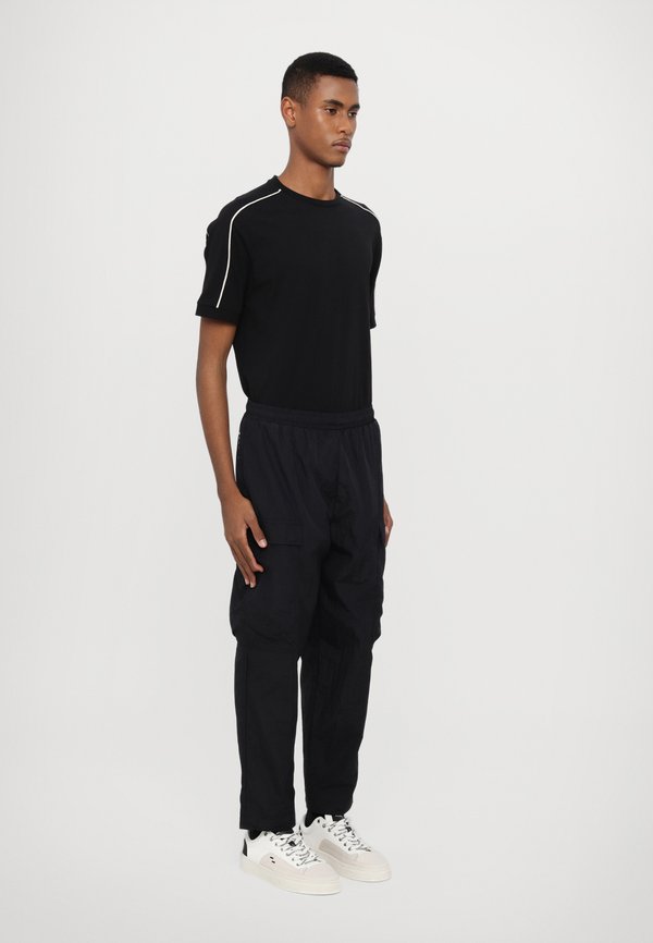 EA7 Emporio Armani
