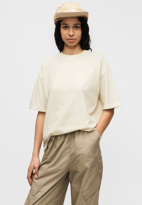 The North Face ESSENTIAL SIMPLE DOME TEE
