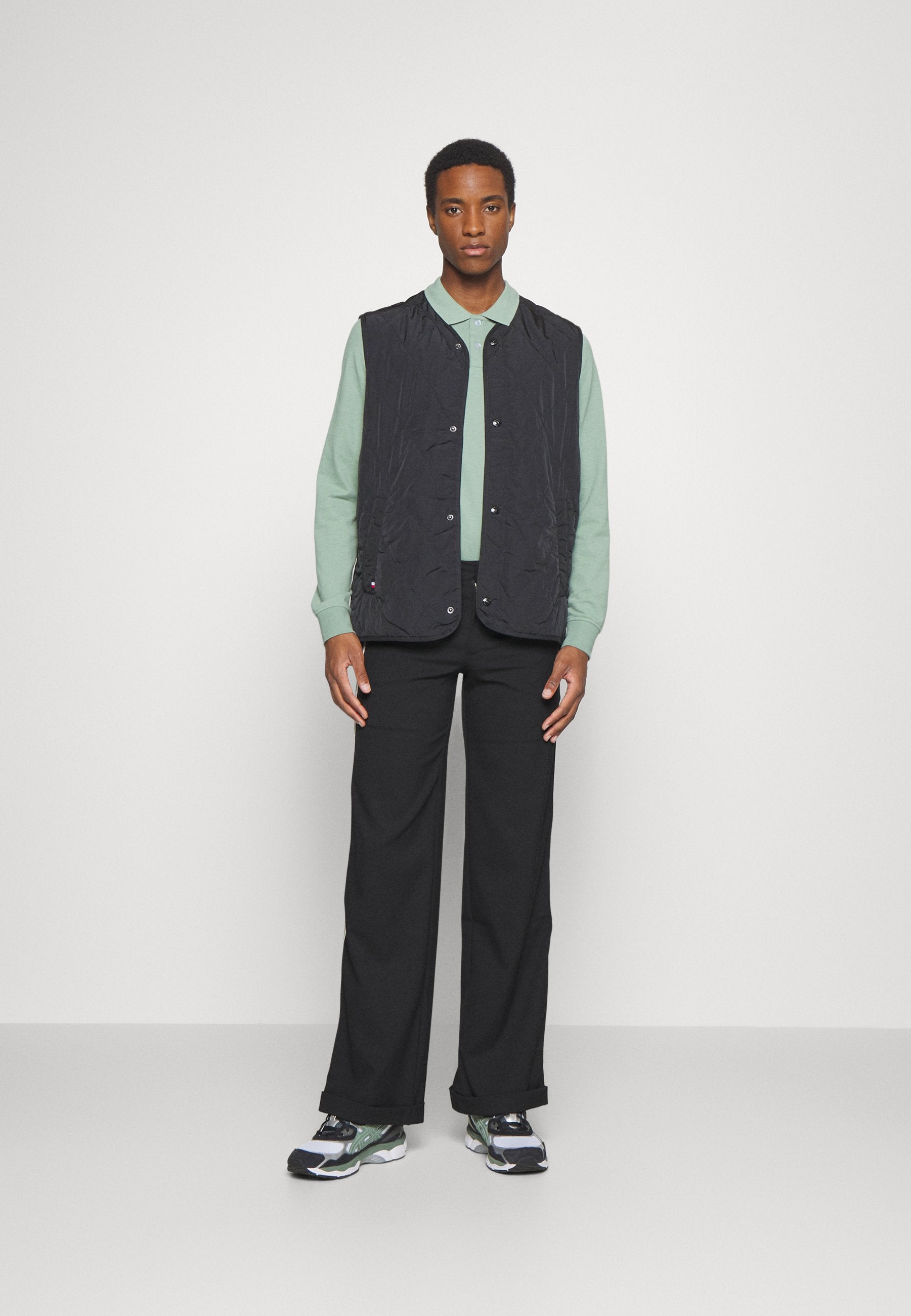 Tommy Hilfiger Weste Media 2