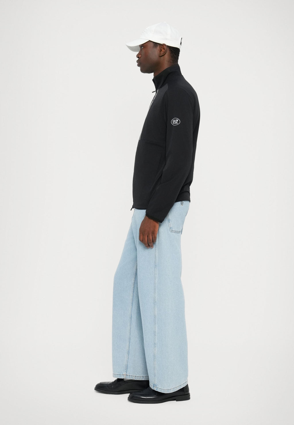 WIND BREAKER JACKET Media 6