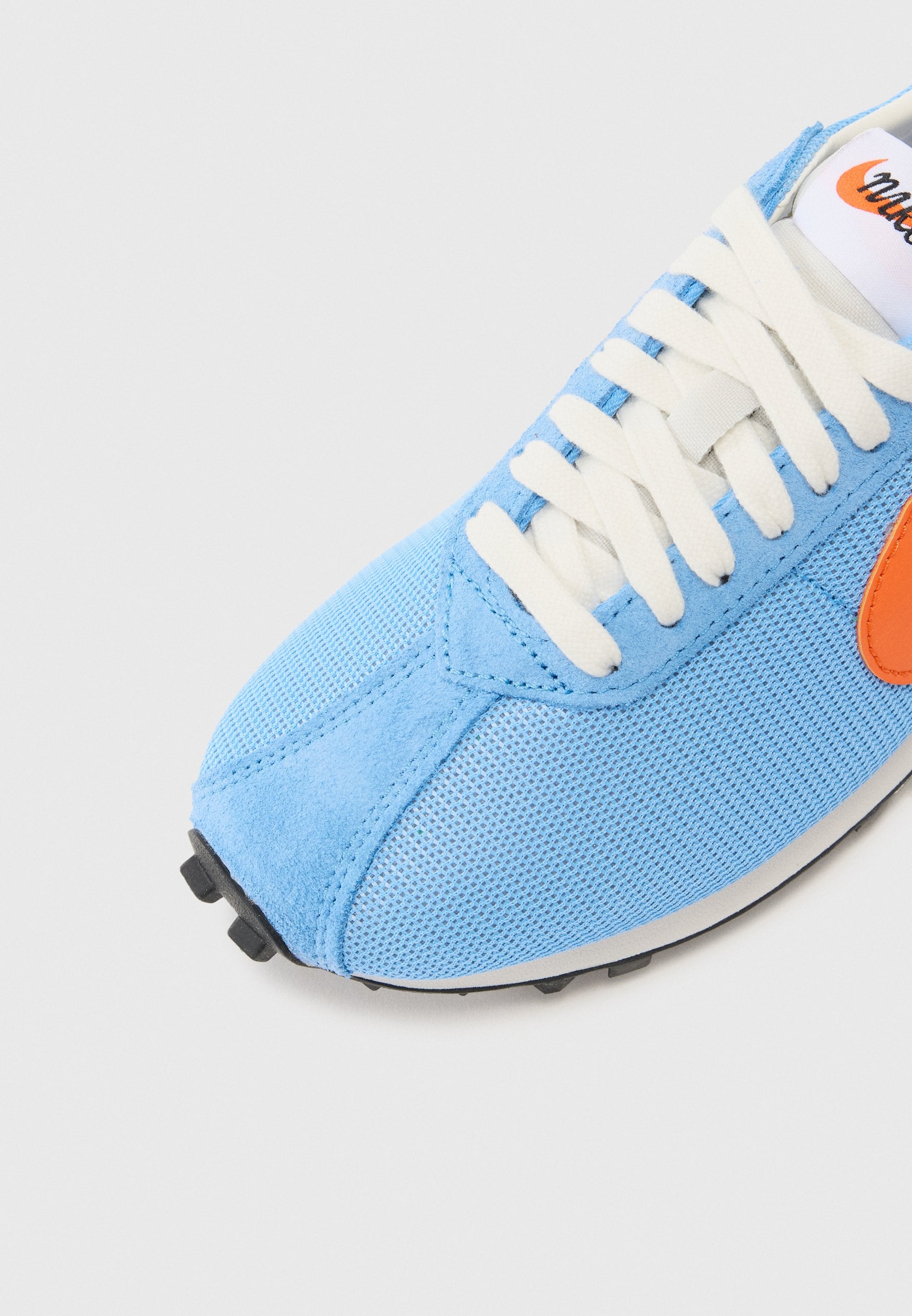 Nike Sportswear LD 1000