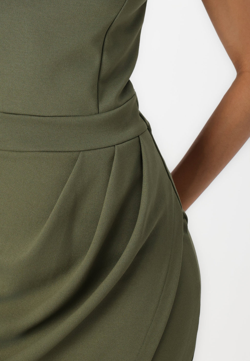 Anna Field PLEATED SKIRT FITTED CAP SLEEVES MIDI DRESS