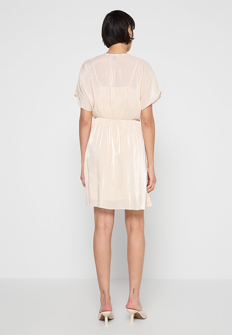Armani Exchange Freizeitkleid Media 3