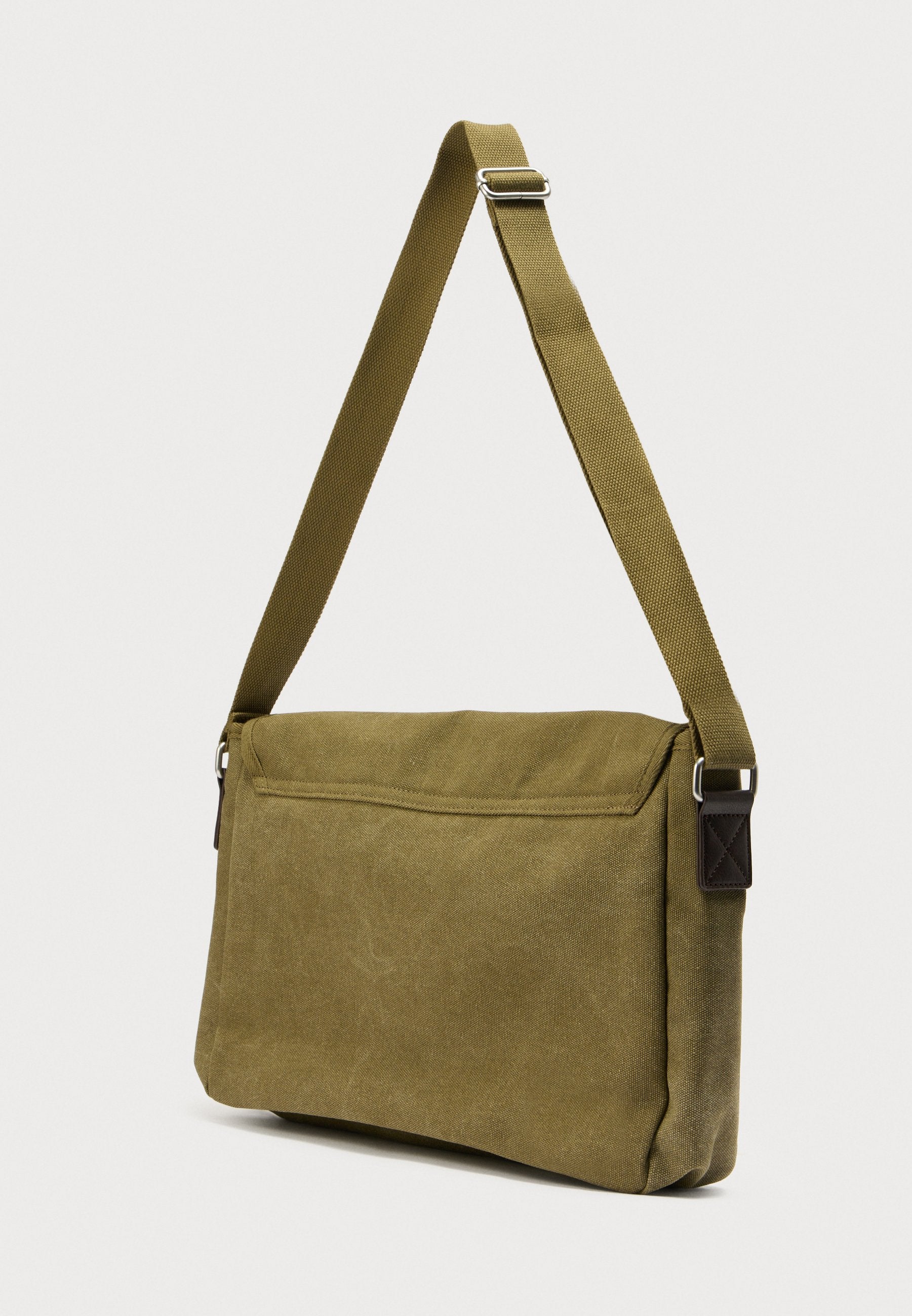Pier One UNISEX