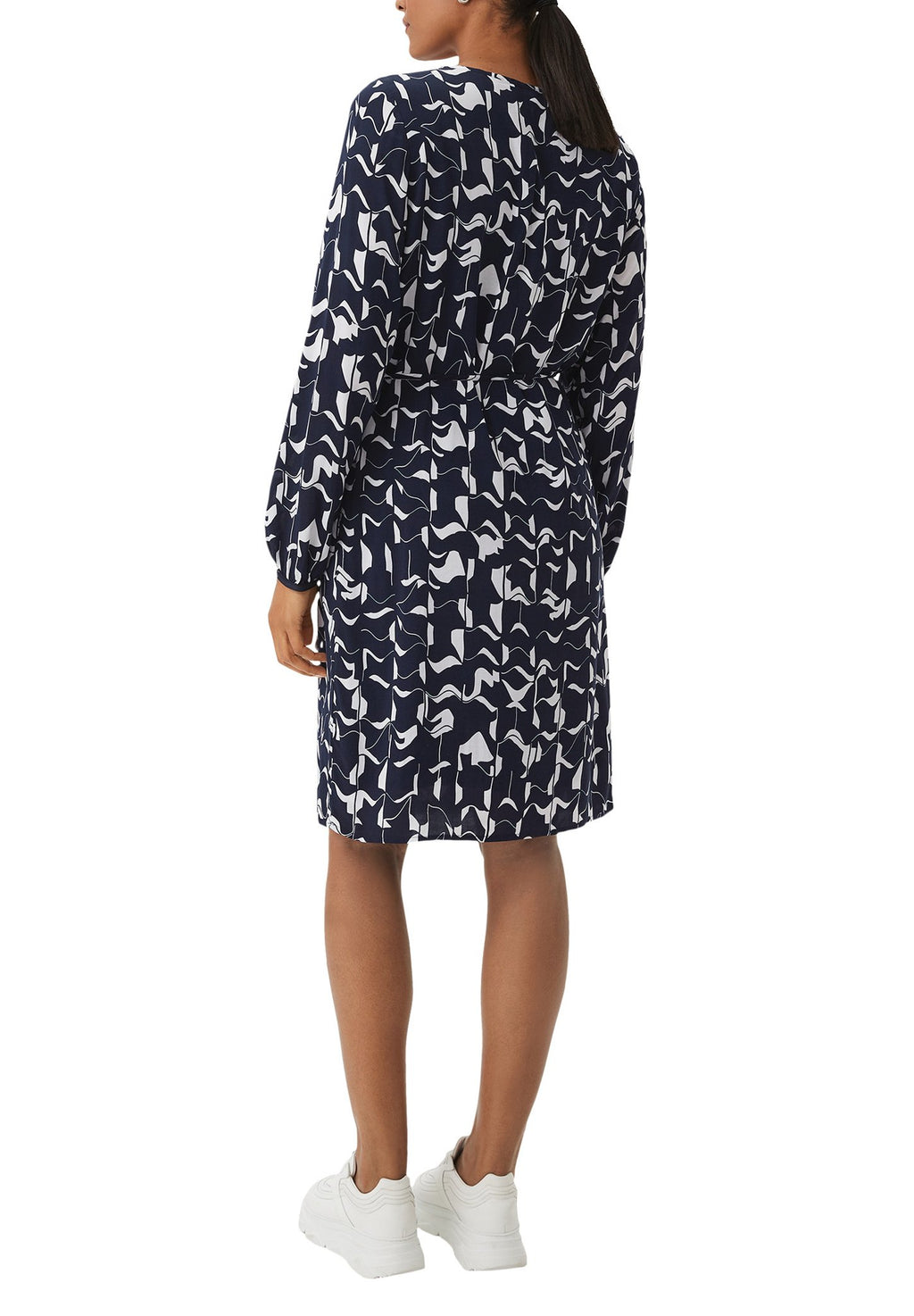 comma casual identity MIT BINDE