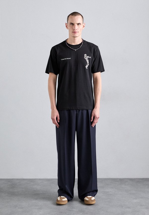 Filling Pieces TRUMPETEER