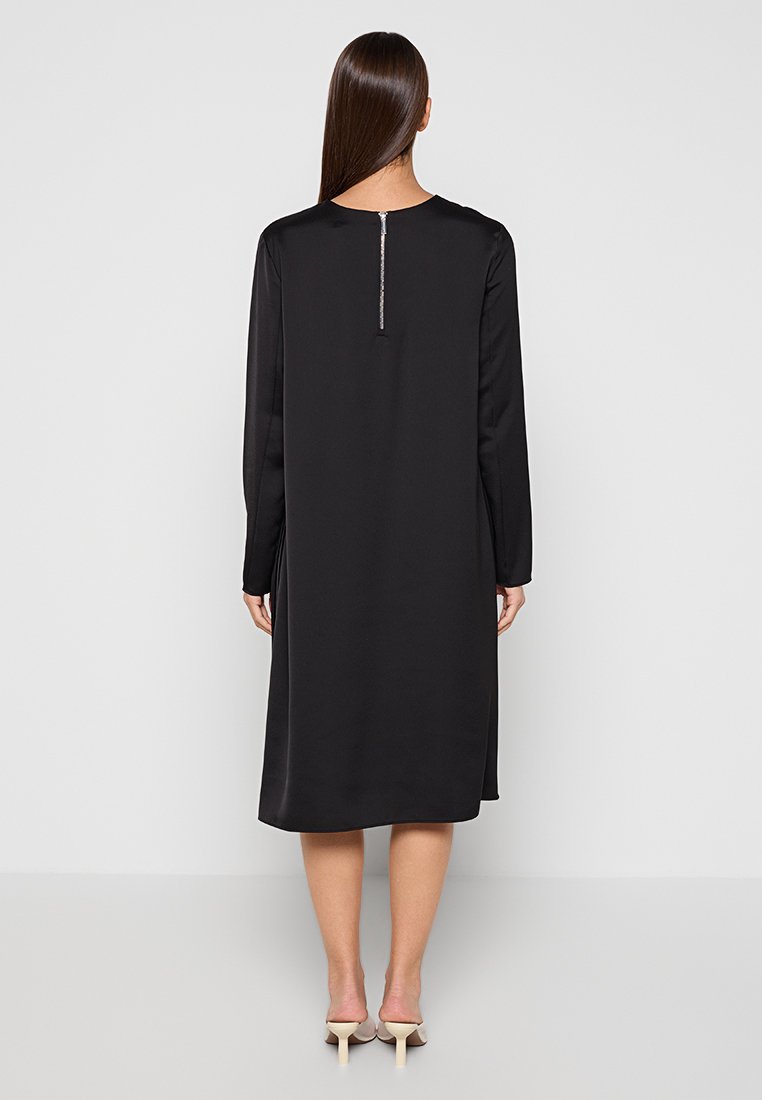 Armani Exchange Freizeitkleid Media 3