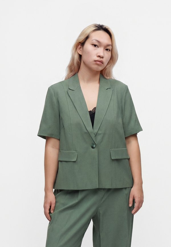 Vero Moda Curve VMCMALA - Blazer - laurel wreath
