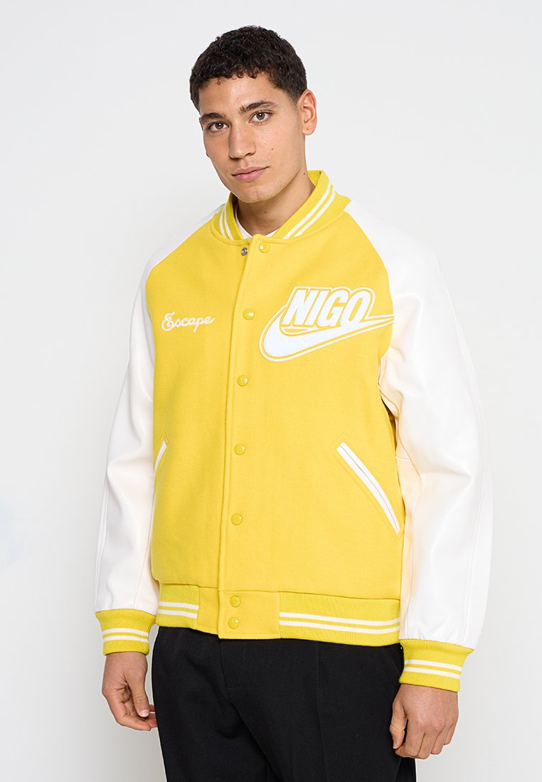 Nike Sportswear