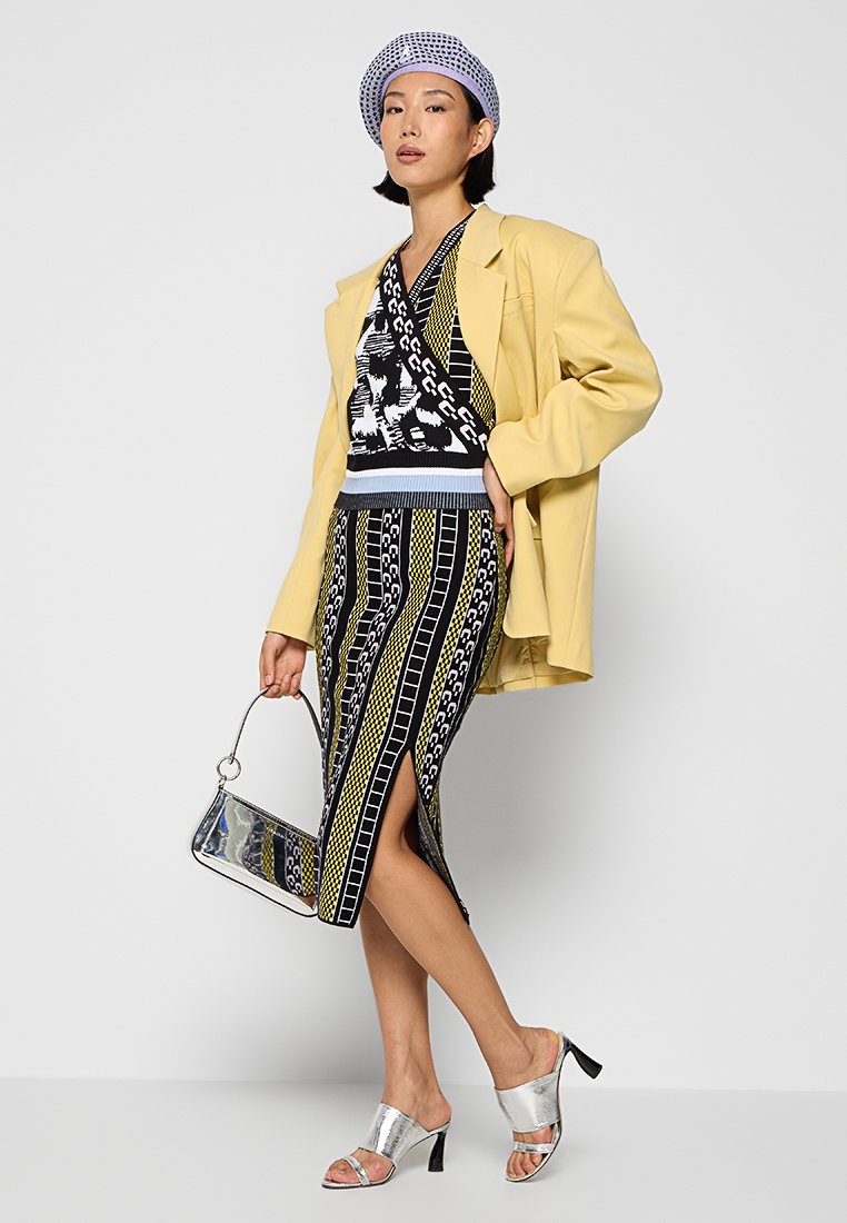 Diane von Furstenberg  POSTIANA