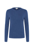 Blauer langärmliger Rundhalsausschnitt-Pullover aus weichem Strickstoff. Mit lockerer Passform und geripptem Muster am Kragen und an den Bündchen.