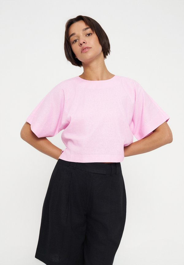 DKNY
