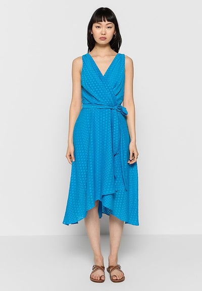 DKNY