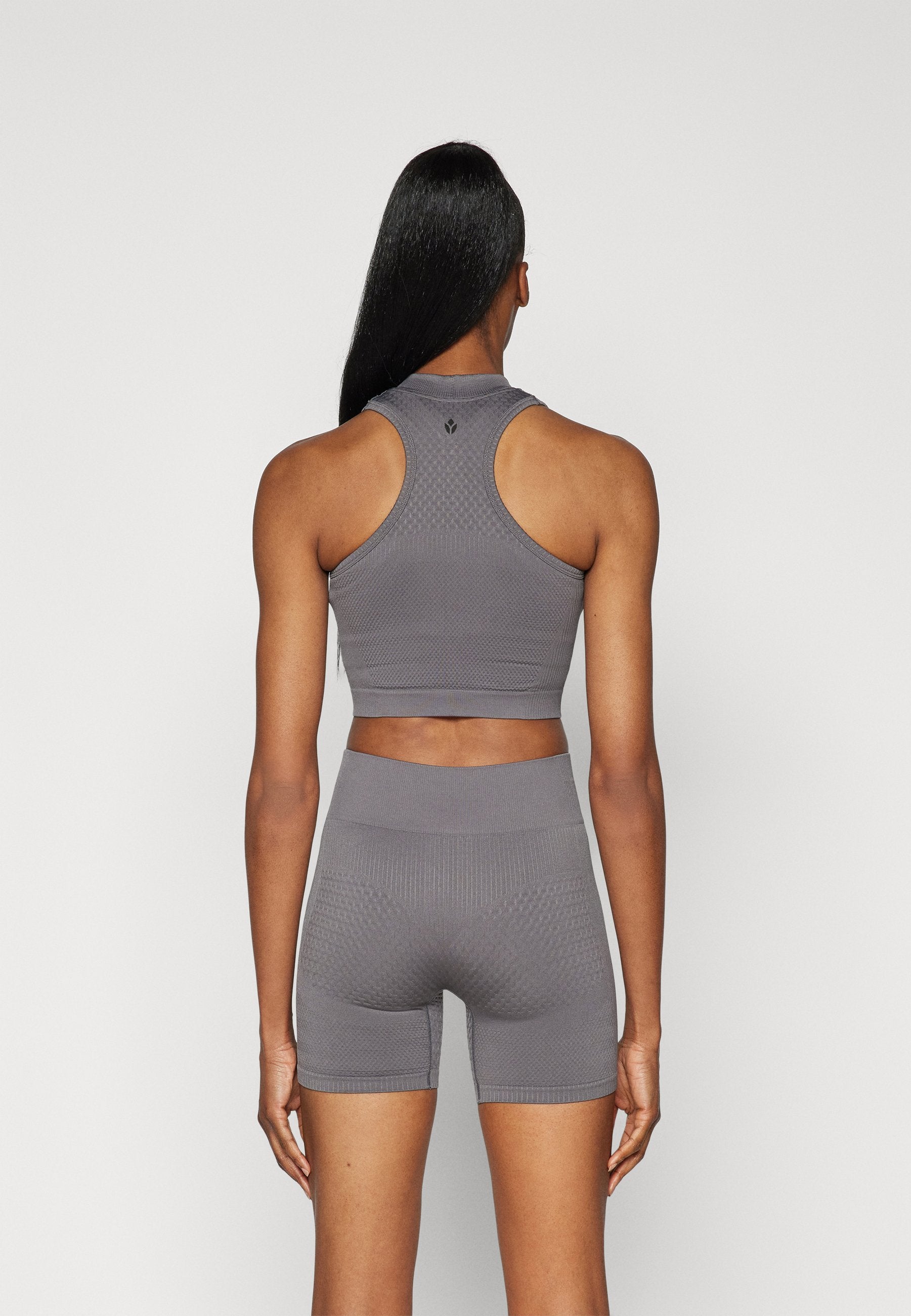 Even&Odd active CROPPED SEAMLESS SPORTS VEST WITH 1/4 ZIP AND RACER BACK