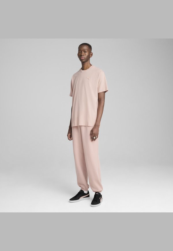 Puma ESSENTIALS ELEVATED  - Basic T-shirt - rose quartz