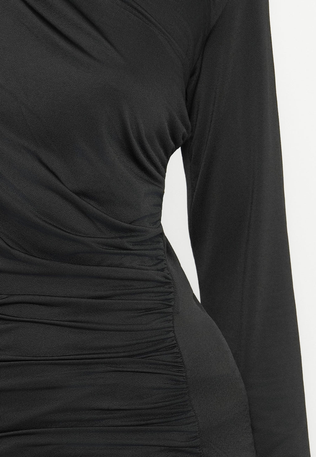 VILA VIZURNA FUNNEL NECK