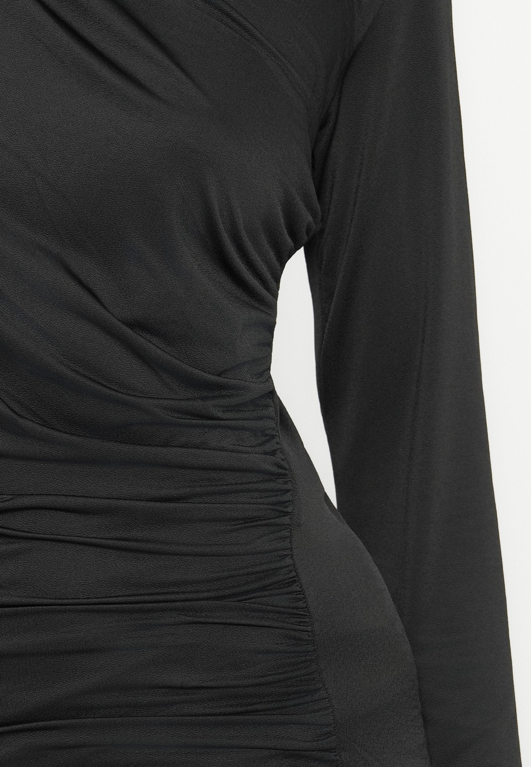 VILA VIZURNA FUNNEL NECK
