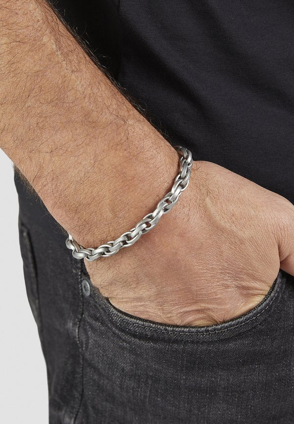 s.Oliver BOLD BRACELET - Bracelet - silver-coloured