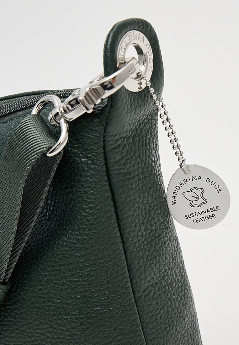 Mandarina Duck