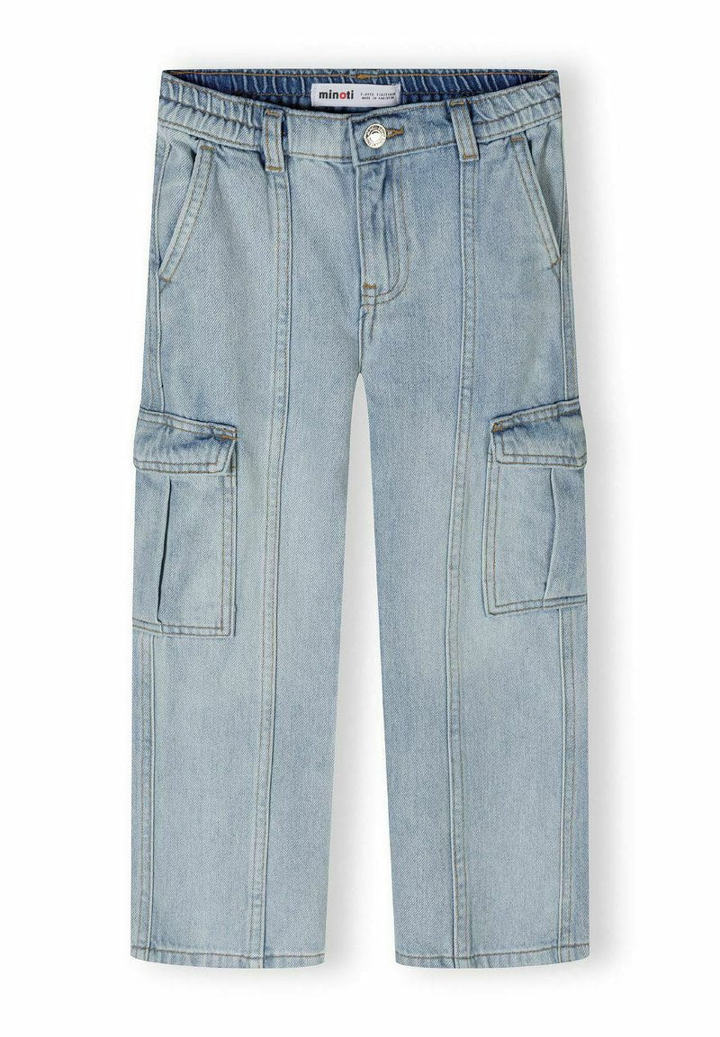 CARGO POCKETS AND LONG LEG Media 1