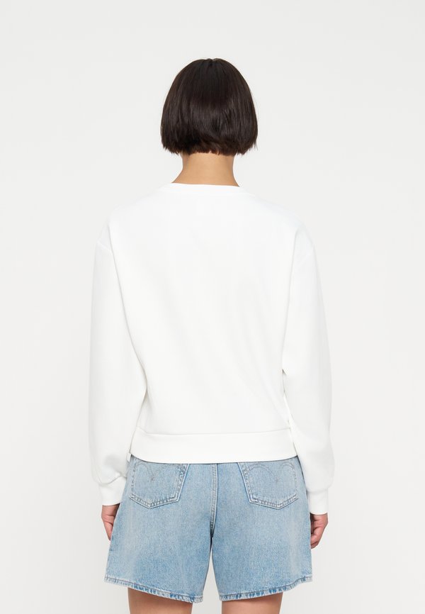 DKNY