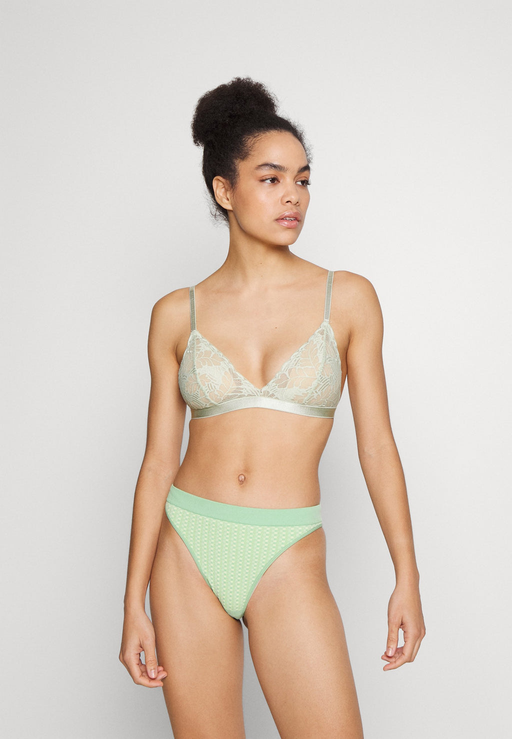 Underprotection GINAUP BRA