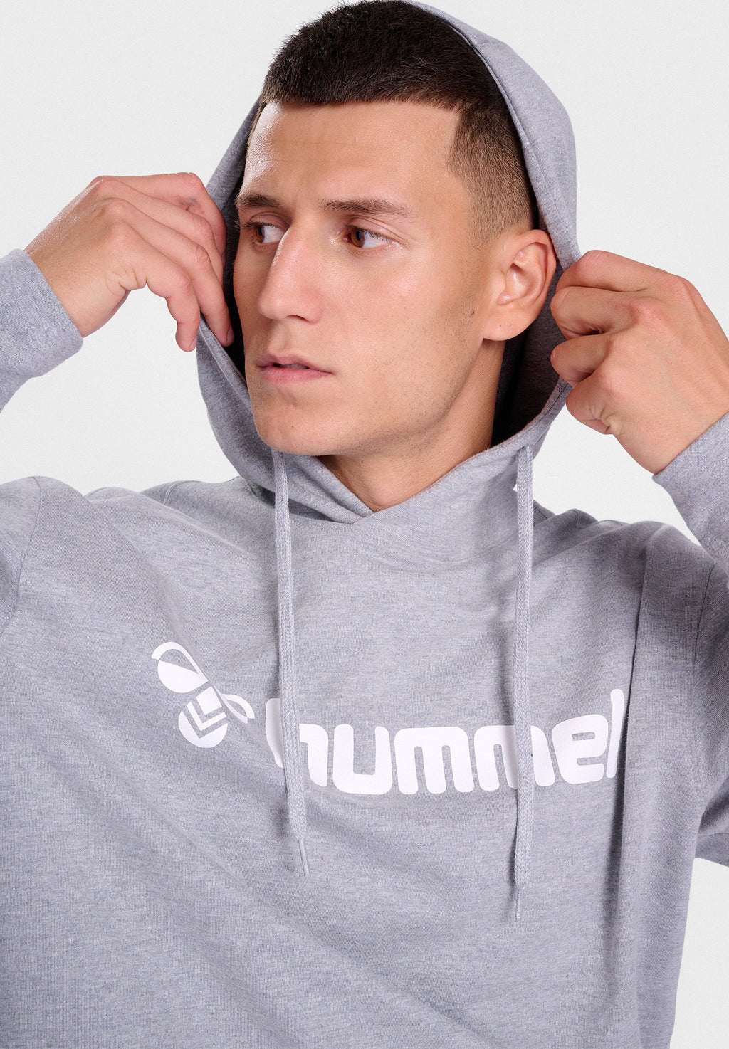 Hummel LOGO