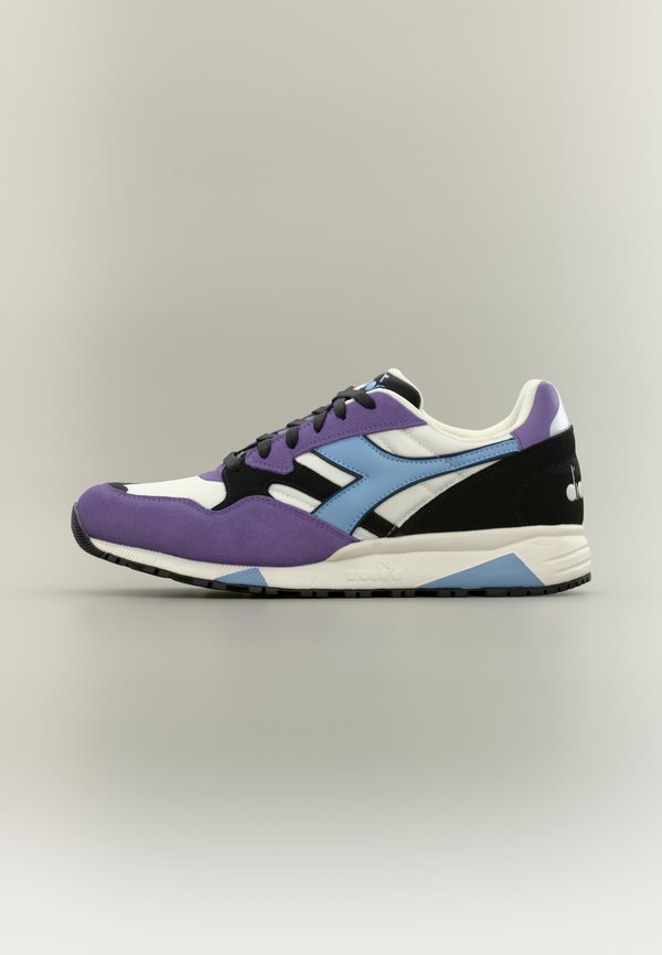 Diadora N902 UNISEX