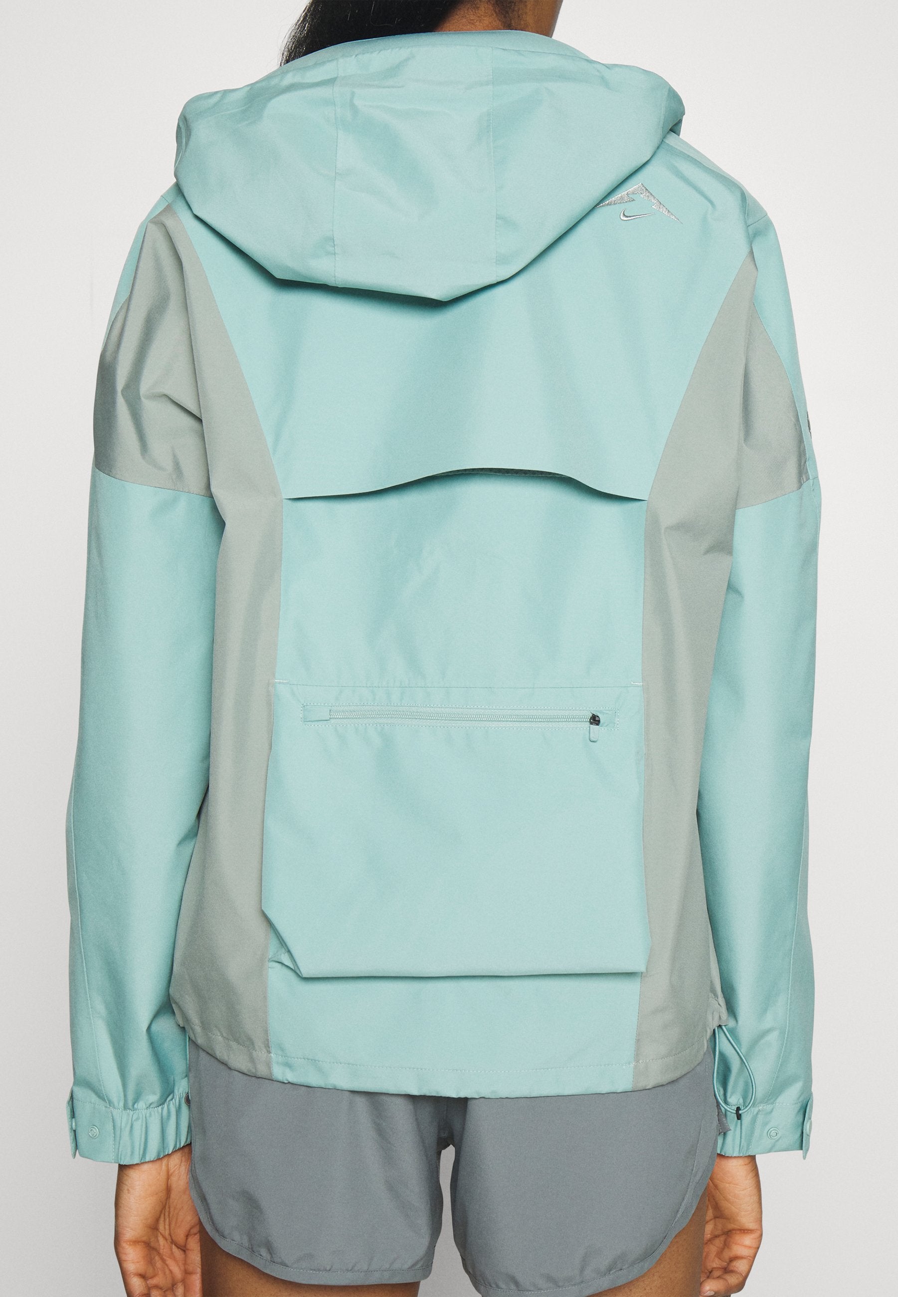 Nike Performance TRAIL INFINIUM