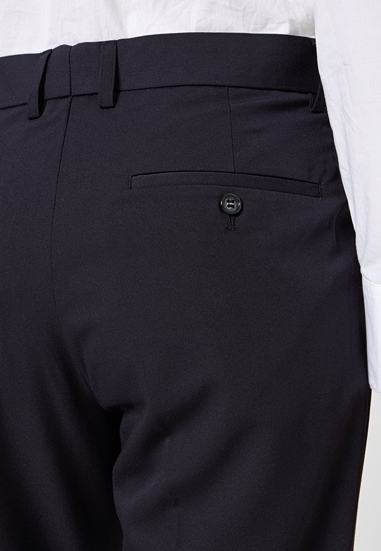 RELAXED FIT Media 10