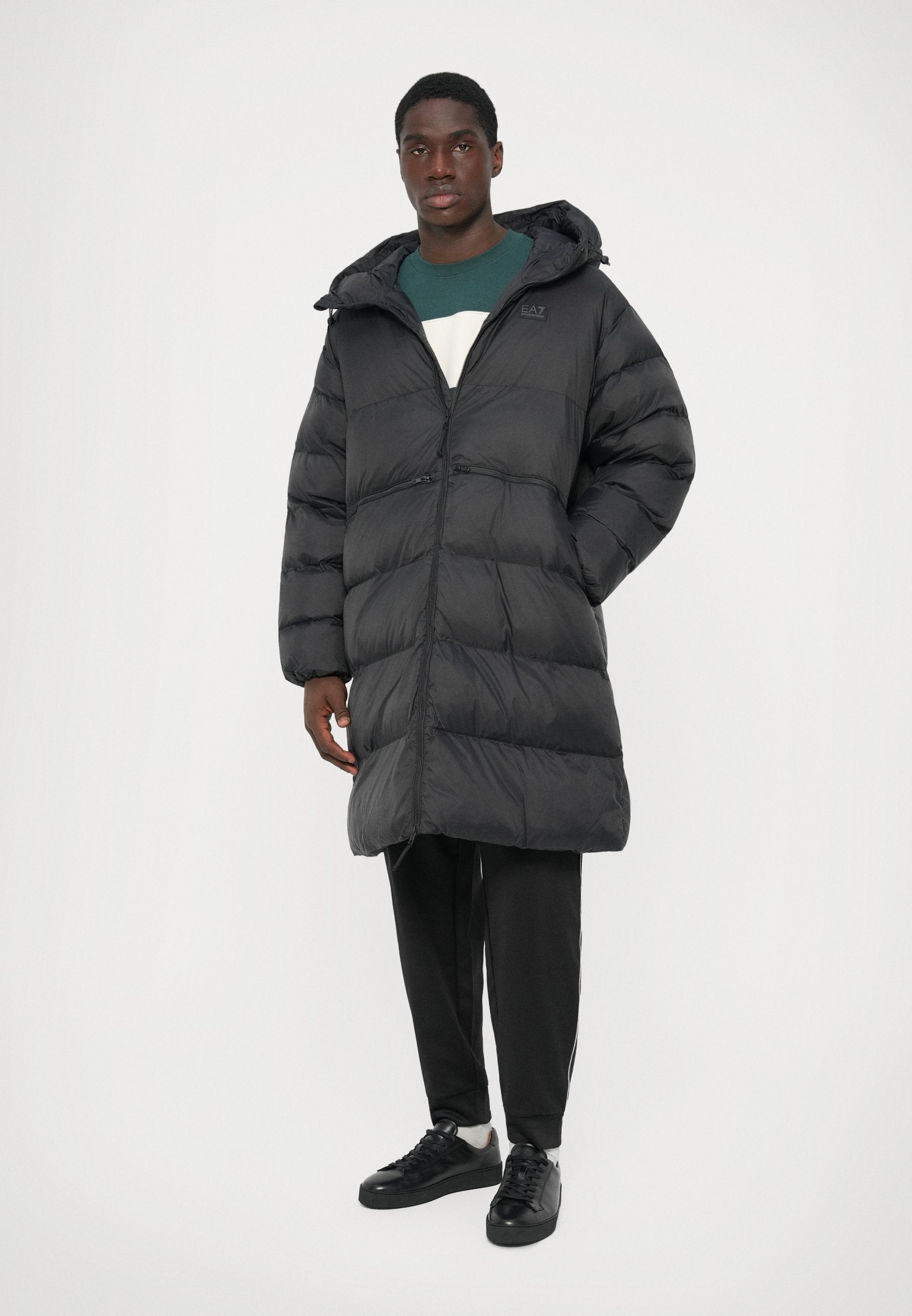 MOUNTAIN POLAR BIG LOGO Media 4