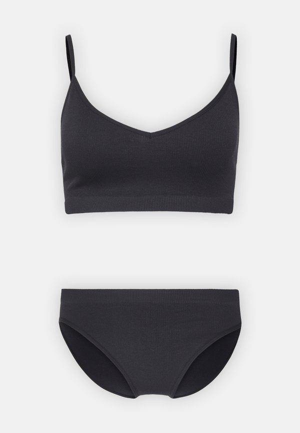 Even&Odd SEAMLESS SET