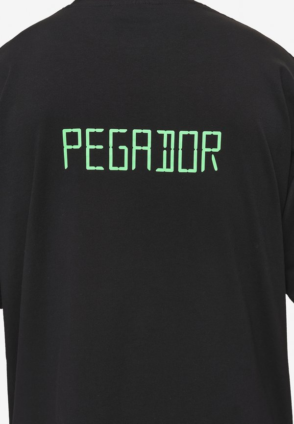 Pegador BLEEK BOXY TEE