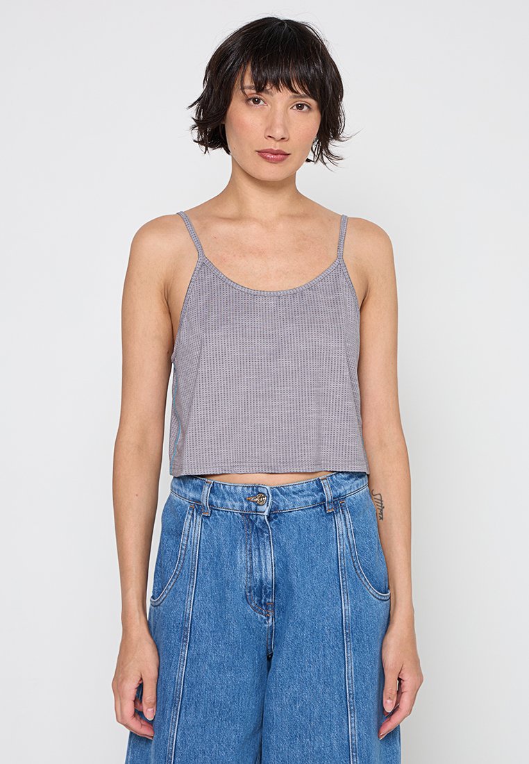 American Vintage Top Media 1
