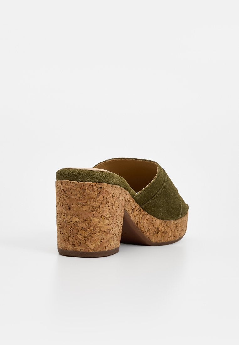 Scholl