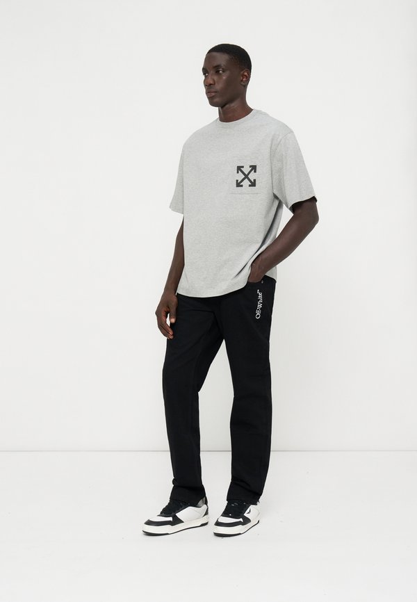 OFF-WHITE