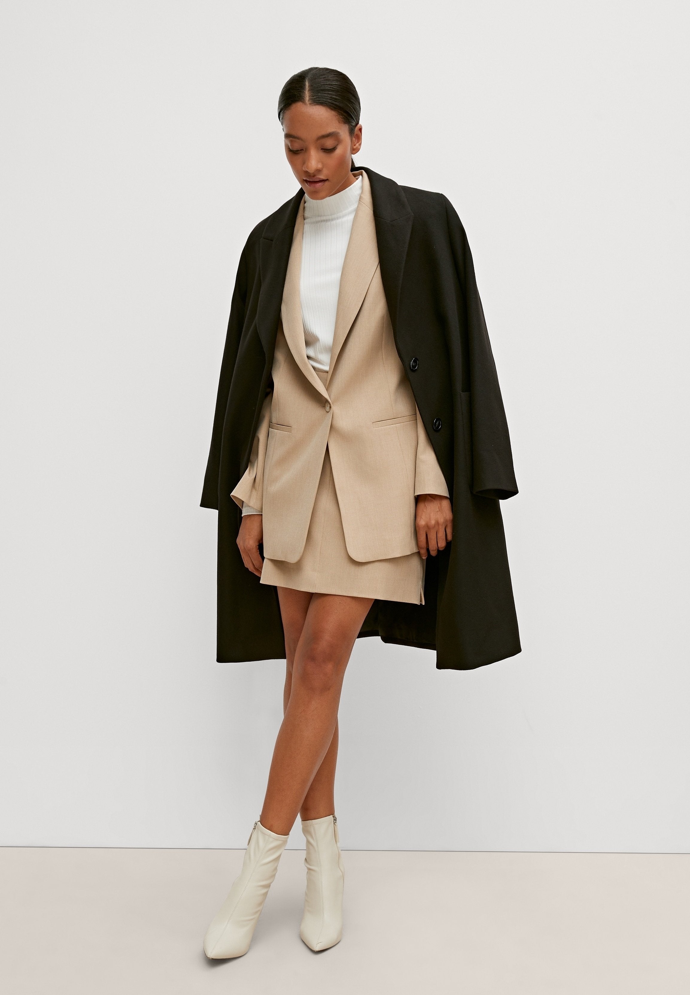comma Blazer Media 2