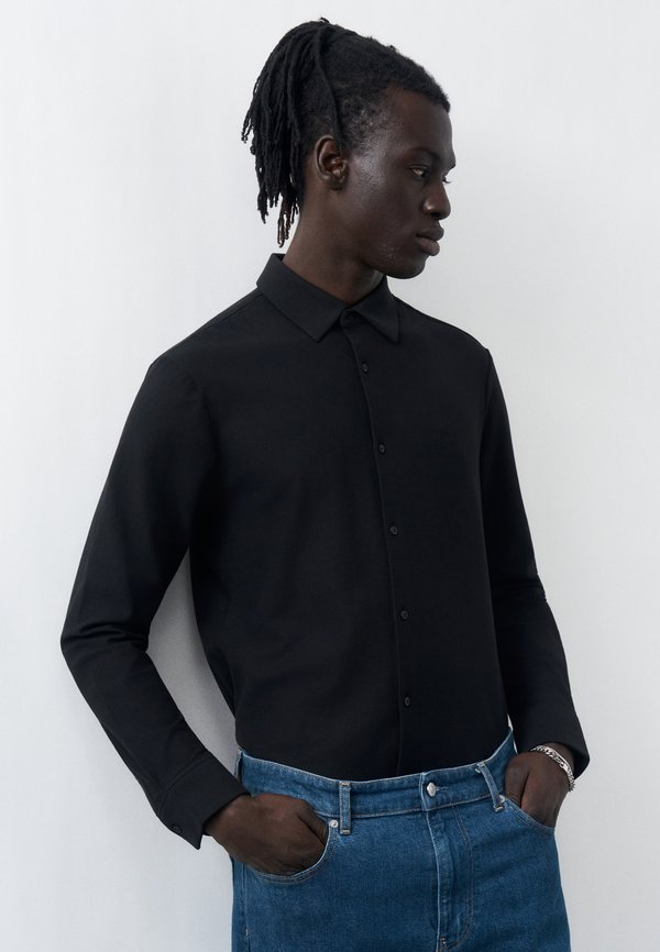 Calvin Klein CASUAL SLIM