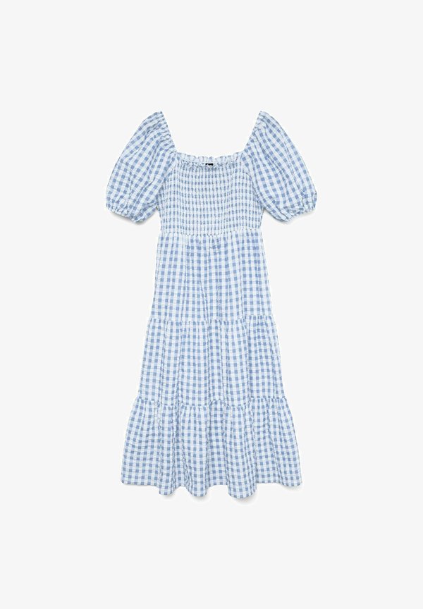 Vero Moda Curve GESMOKTES KLEID VMCCARRIE LANGES KLEID - Day dress - bel air blue