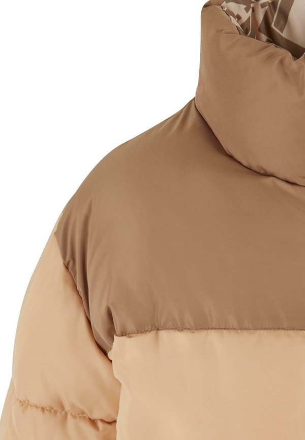 Karl Kani OG REVSERSIBLE PUFFER